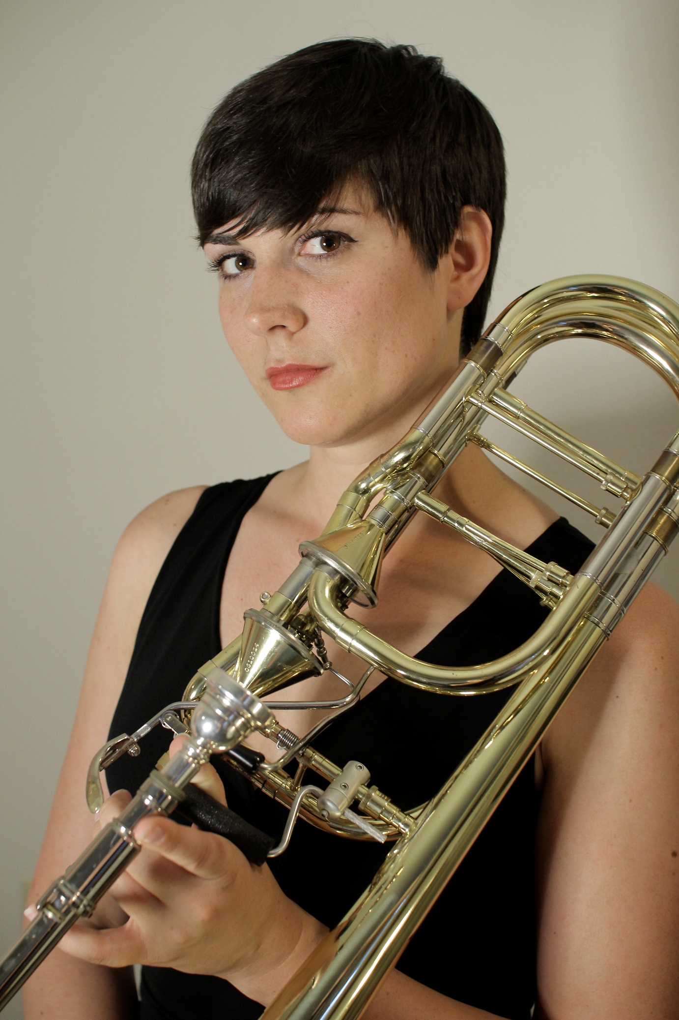 ... where she studied trombone with M. <b>Dee Stewart</b>, Peter Ellefson and Fabio ... - Jen-Hinkle-promo-photo